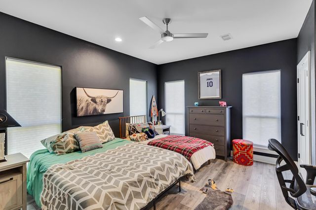 295 County Road 687, Angleton, TX 77515