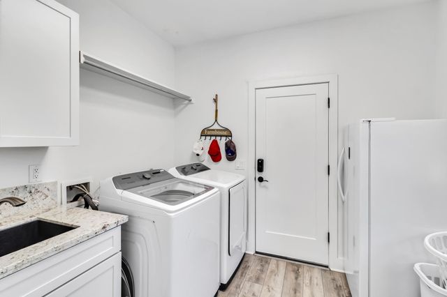 295 County Road 687, Angleton, TX 77515