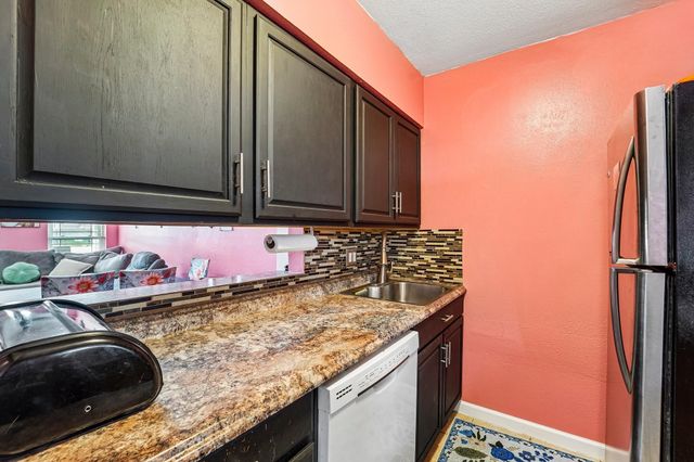 3326 Burke Road 68, Pasadena, TX 77504