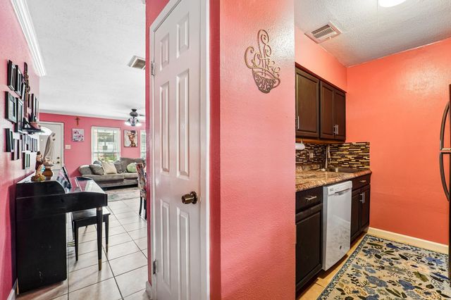3326 Burke Road 68, Pasadena, TX 77504