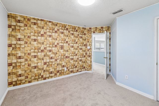 503 Angela Lane, Euless, TX 76039