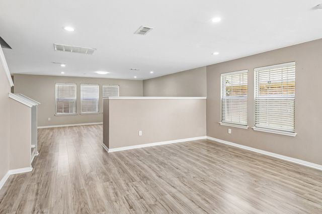 503 Angela Lane, Euless, TX 76039