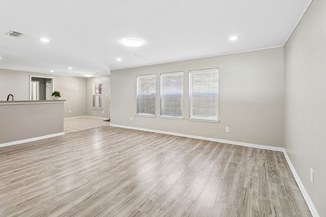 503 Angela Lane, Euless, TX 76039