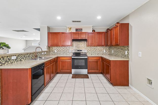 503 Angela Lane, Euless, TX 76039