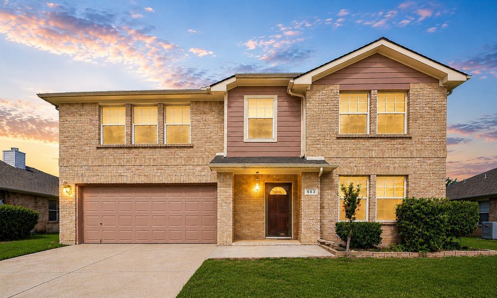 503 Angela Lane, Euless, TX 76039