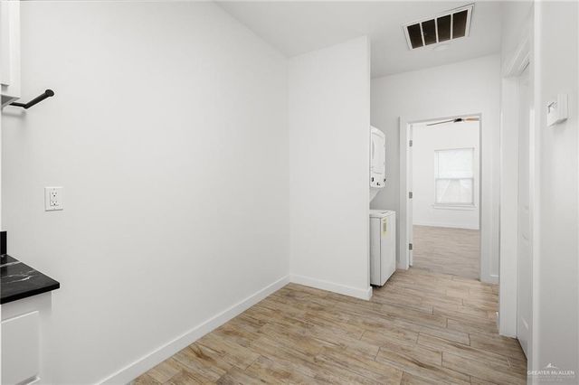 1429 W Harrison Avenue 5, Alton, TX 78573