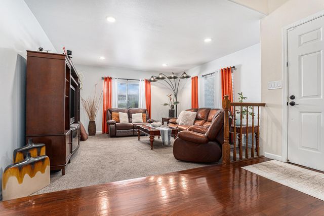 111 Overacker Ter, Fremont, CA 94536