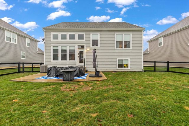 3033 Pasture Ridge Drive, Powell, OH 43065