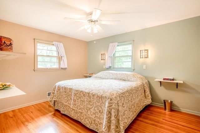 80 Logan Parkway NE, Fridley, MN 55432