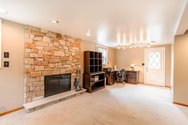 80 Logan Parkway NE, Fridley, MN 55432