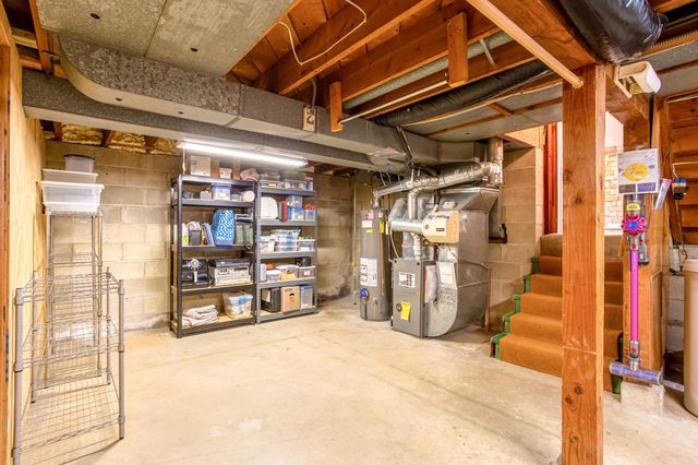 80 Logan Parkway NE, Fridley, MN 55432