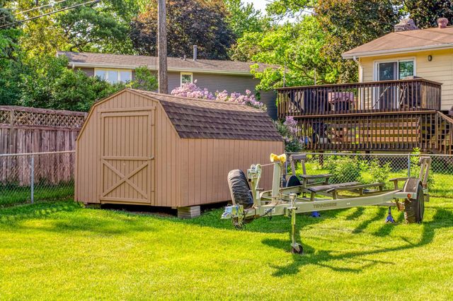 80 Logan Parkway NE, Fridley, MN 55432