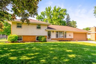 80 Logan Parkway NE, Fridley, MN 55432