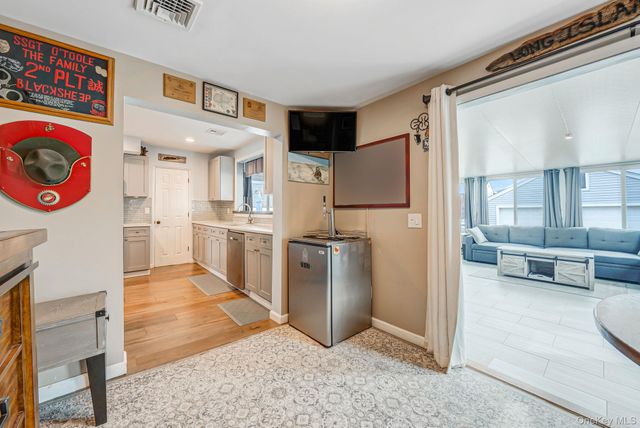 244 S Bayview Avenue, Amityville, NY 11701