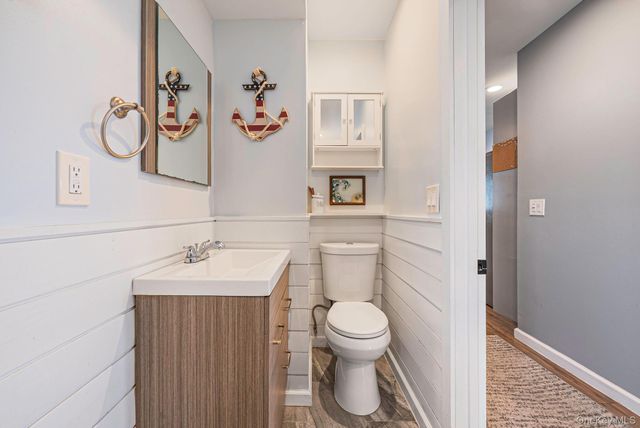 244 S Bayview Avenue, Amityville, NY 11701