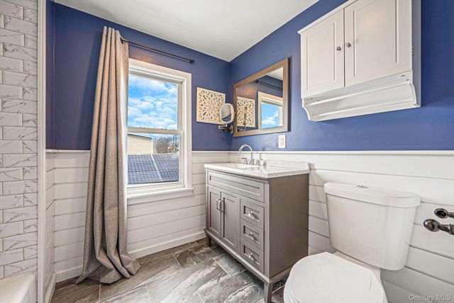 244 S Bayview Avenue, Amityville, NY 11701