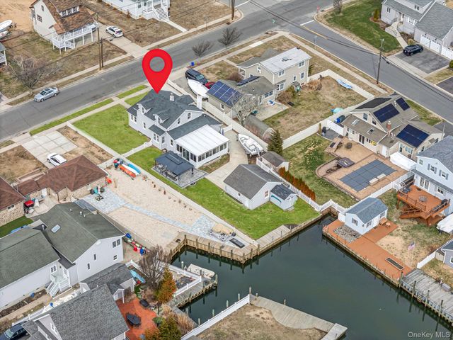 244 S Bayview Avenue, Amityville, NY 11701