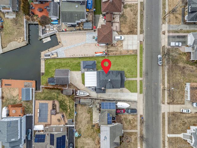 244 S Bayview Avenue, Amityville, NY 11701