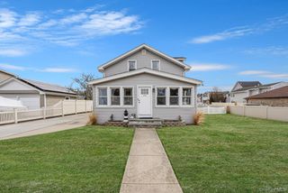 244 S Bayview Avenue, Amityville, NY 11701