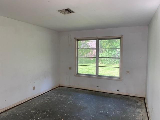 705 W Norris Street, El Campo, TX 77437