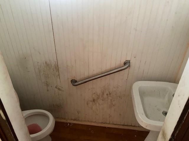 705 W Norris Street, El Campo, TX 77437