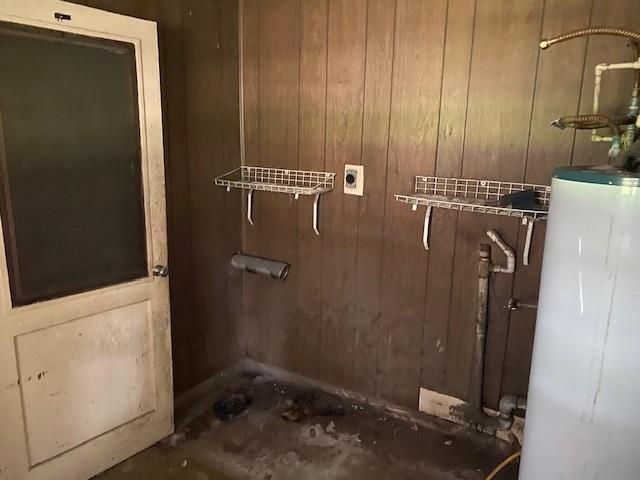 705 W Norris Street, El Campo, TX 77437