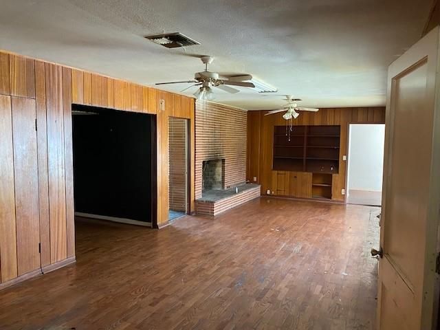 705 W Norris Street, El Campo, TX 77437