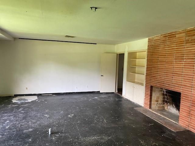 705 W Norris Street, El Campo, TX 77437