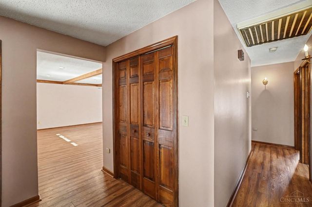 208 Irvin Road, Marion Twp, OH 45107