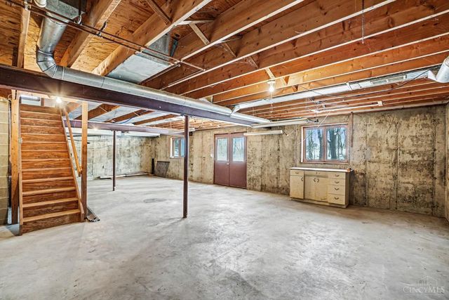 208 Irvin Road, Marion Twp, OH 45107