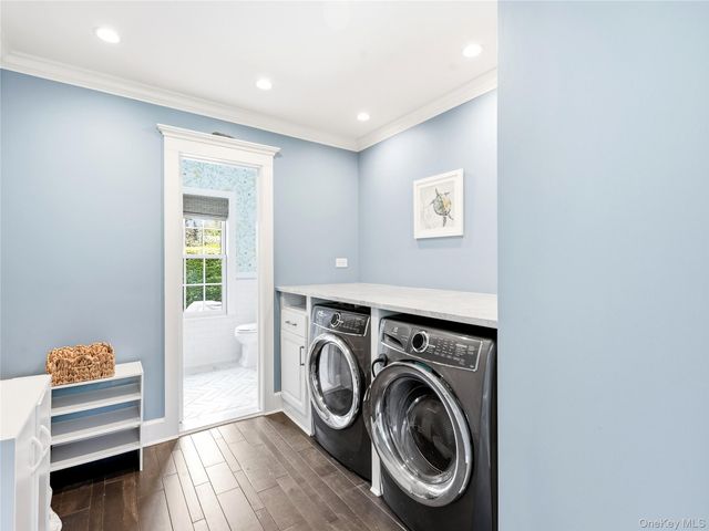 278 Stewart Avenue, Garden City, NY 11530