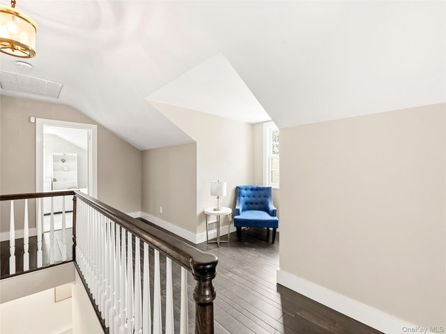 278 Stewart Avenue, Garden City, NY 11530