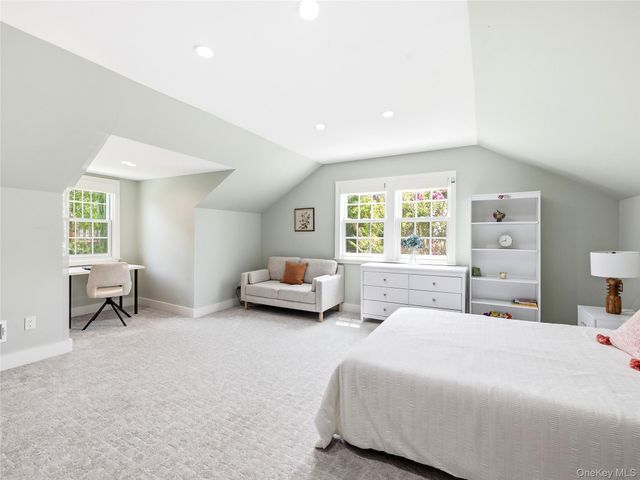 278 Stewart Avenue, Garden City, NY 11530