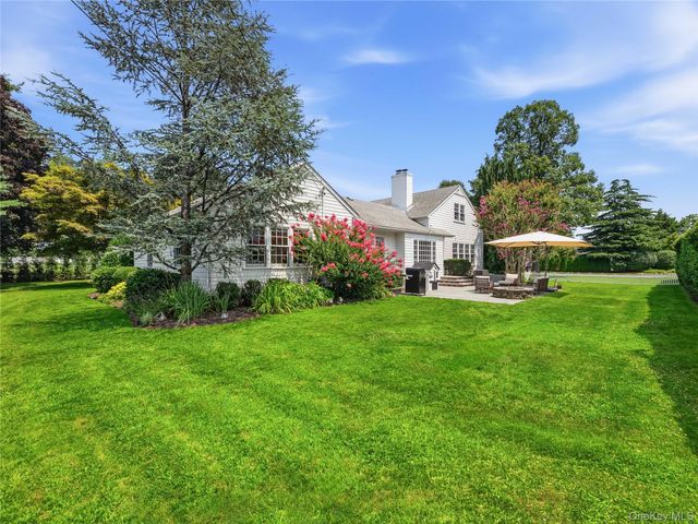 278 Stewart Avenue, Garden City, NY 11530