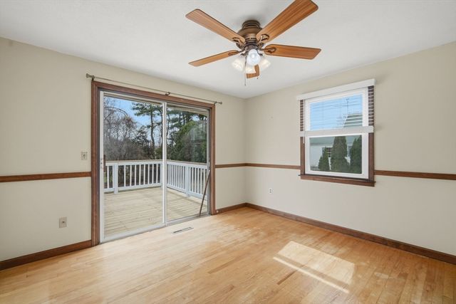 79 Porter Rd, East Longmeadow, MA 01028