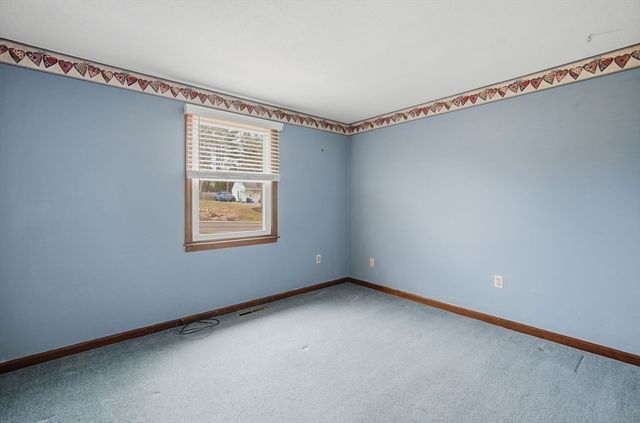 79 Porter Rd, East Longmeadow, MA 01028