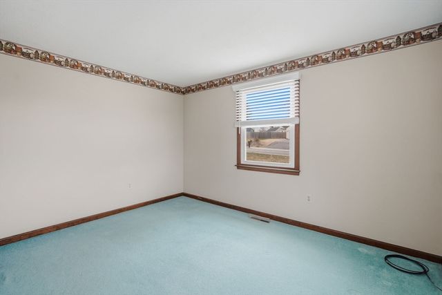 79 Porter Rd, East Longmeadow, MA 01028