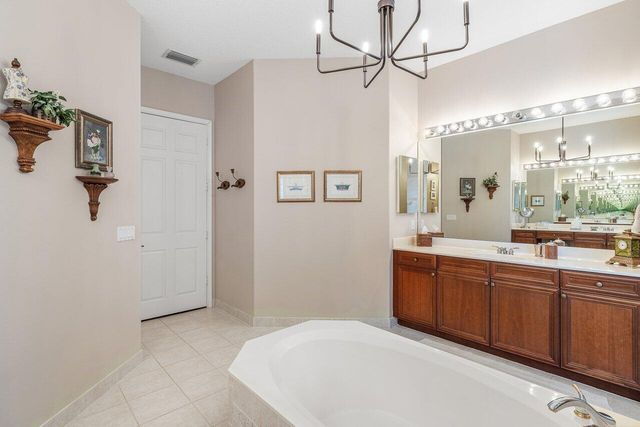 11082 Silver Ridge Street, Wellington, FL 33449