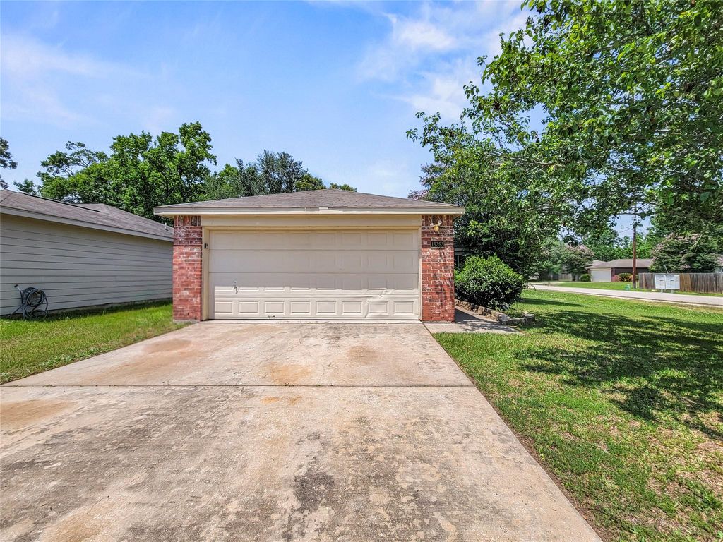 16393 Many Trees Lane, Conroe, TX 77302