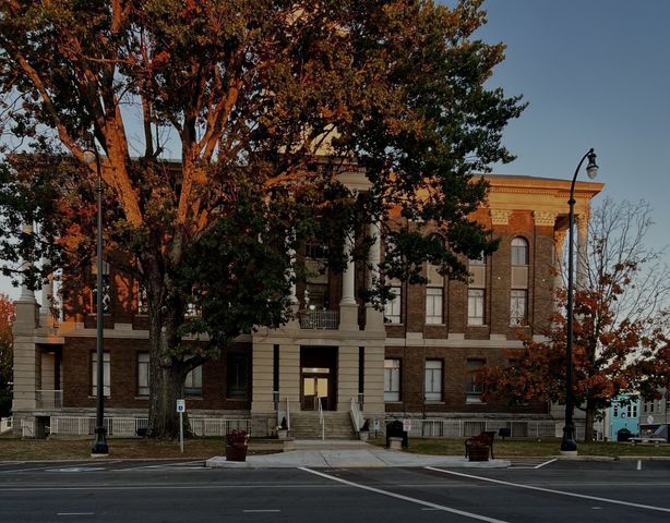 225 Republic St, Shelbyville, TN 37160