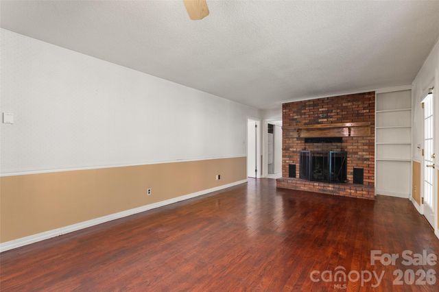 62 W Haywood Drive, Canton, NC 28716