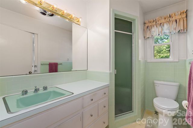62 W Haywood Drive, Canton, NC 28716
