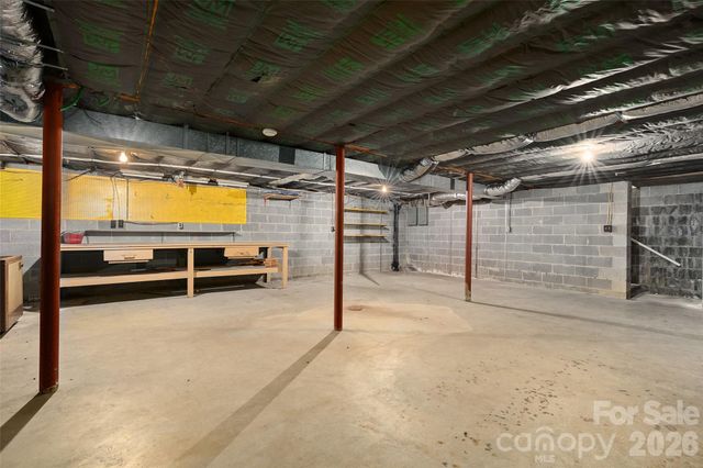 62 W Haywood Drive, Canton, NC 28716
