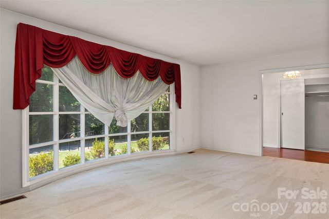 62 W Haywood Drive, Canton, NC 28716