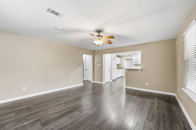 11120 Magnolia Drive, Plantersville, TX 77363