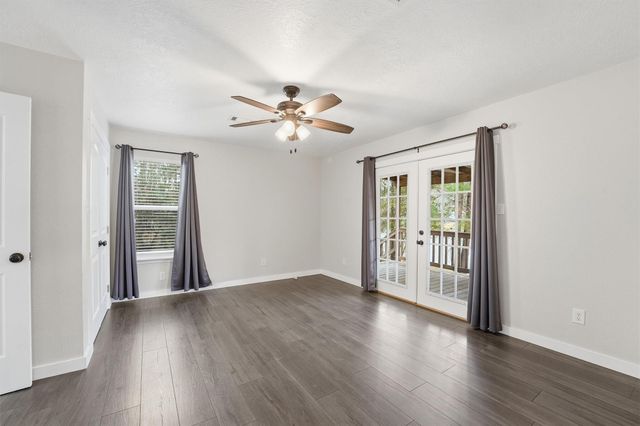 11120 Magnolia Drive, Plantersville, TX 77363