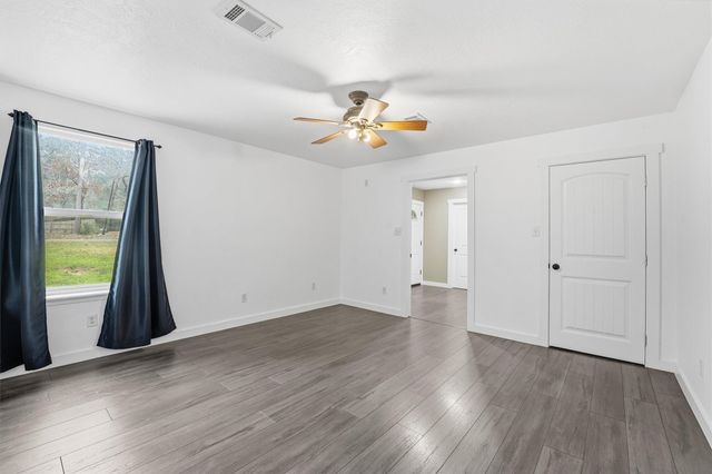 11120 Magnolia Drive, Plantersville, TX 77363