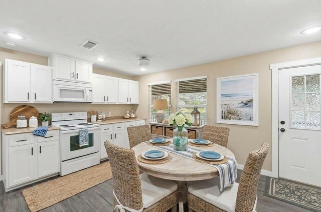 11120 Magnolia Drive, Plantersville, TX 77363