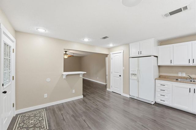 11120 Magnolia Drive, Plantersville, TX 77363