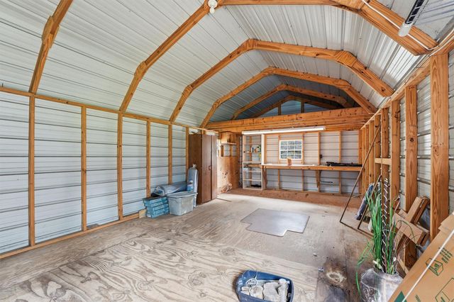 11120 Magnolia Drive, Plantersville, TX 77363